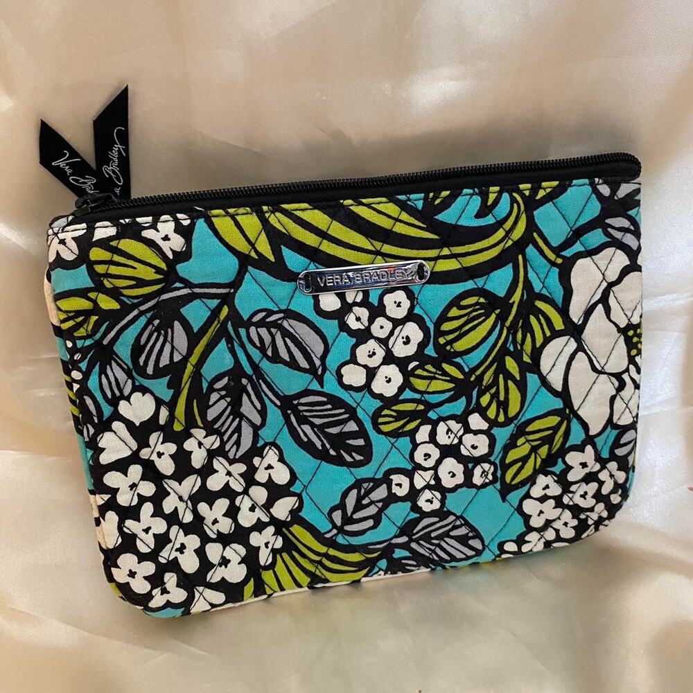 Vera Bradley Island Blooms Small Quilted Cotton Zipper Pouch Retired Pattern